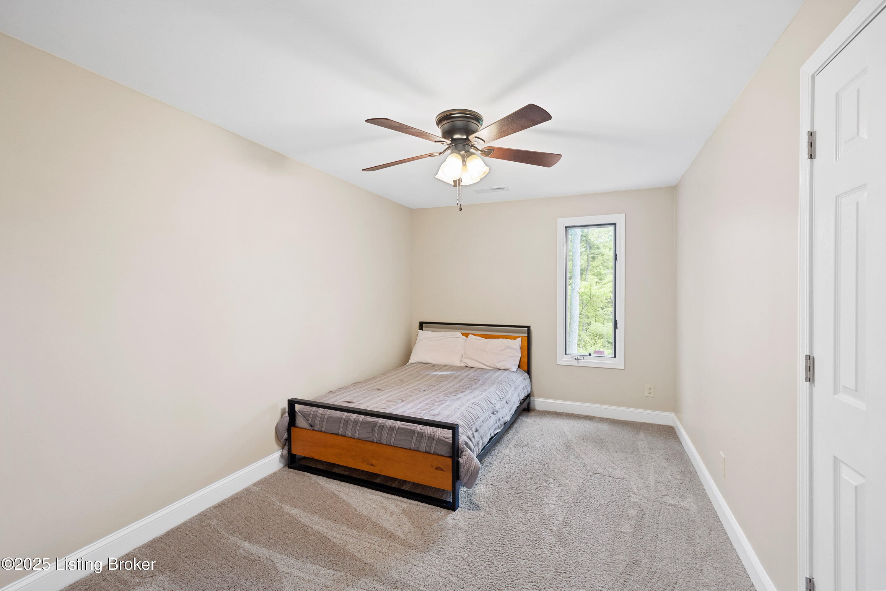 4424 Grand Cir, Crestwood, Pennsylvania image 31