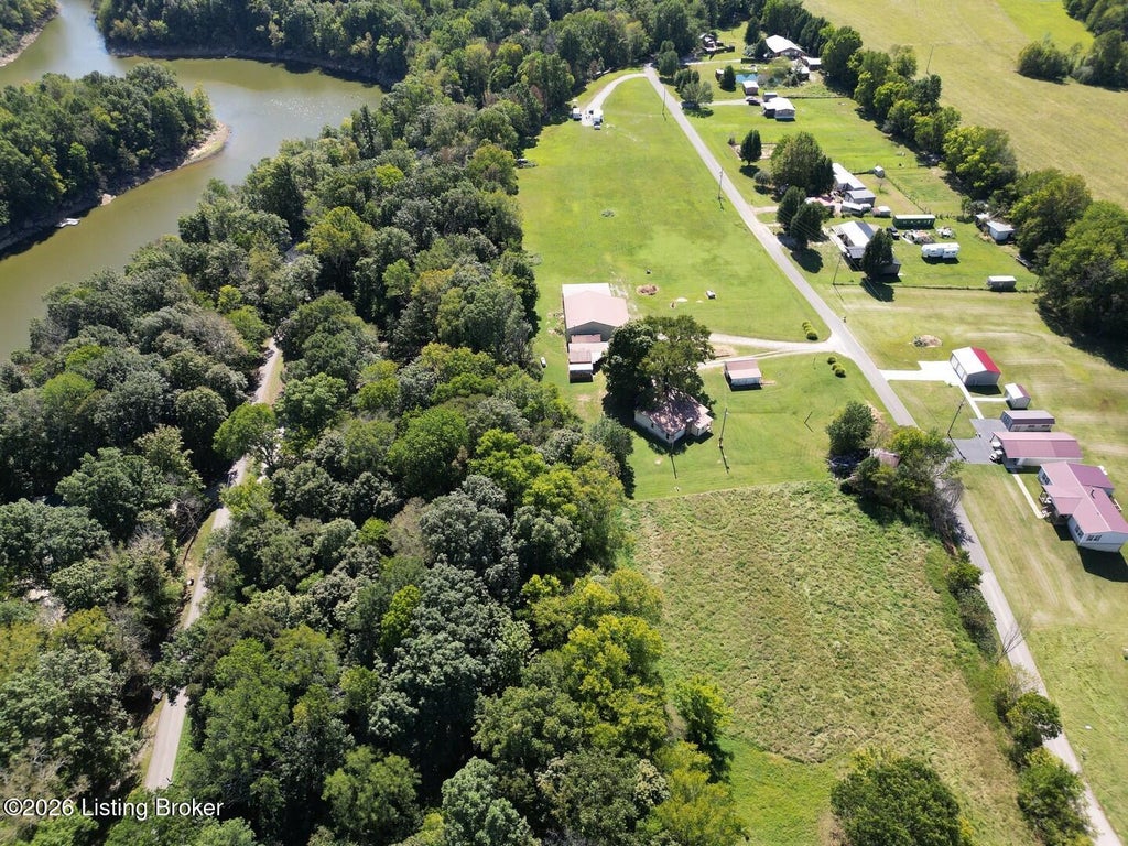 Photo of 1905 Hickory Grove Rd, Leitchfield, KY 42754 (MLS # 1729323)