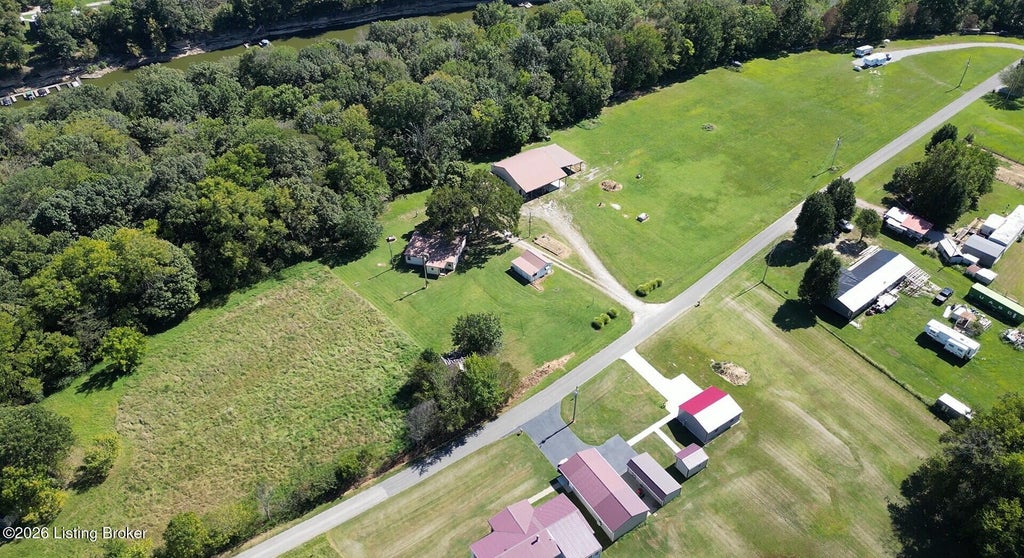 Photo of 1905 Hickory Grove Rd, Leitchfield, KY 42754 (MLS # 1729323)