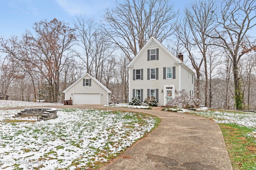 Photo of 858 Old Mill Stream Ln, Shepherdsville, KY 40165 (MLS # 1704929)