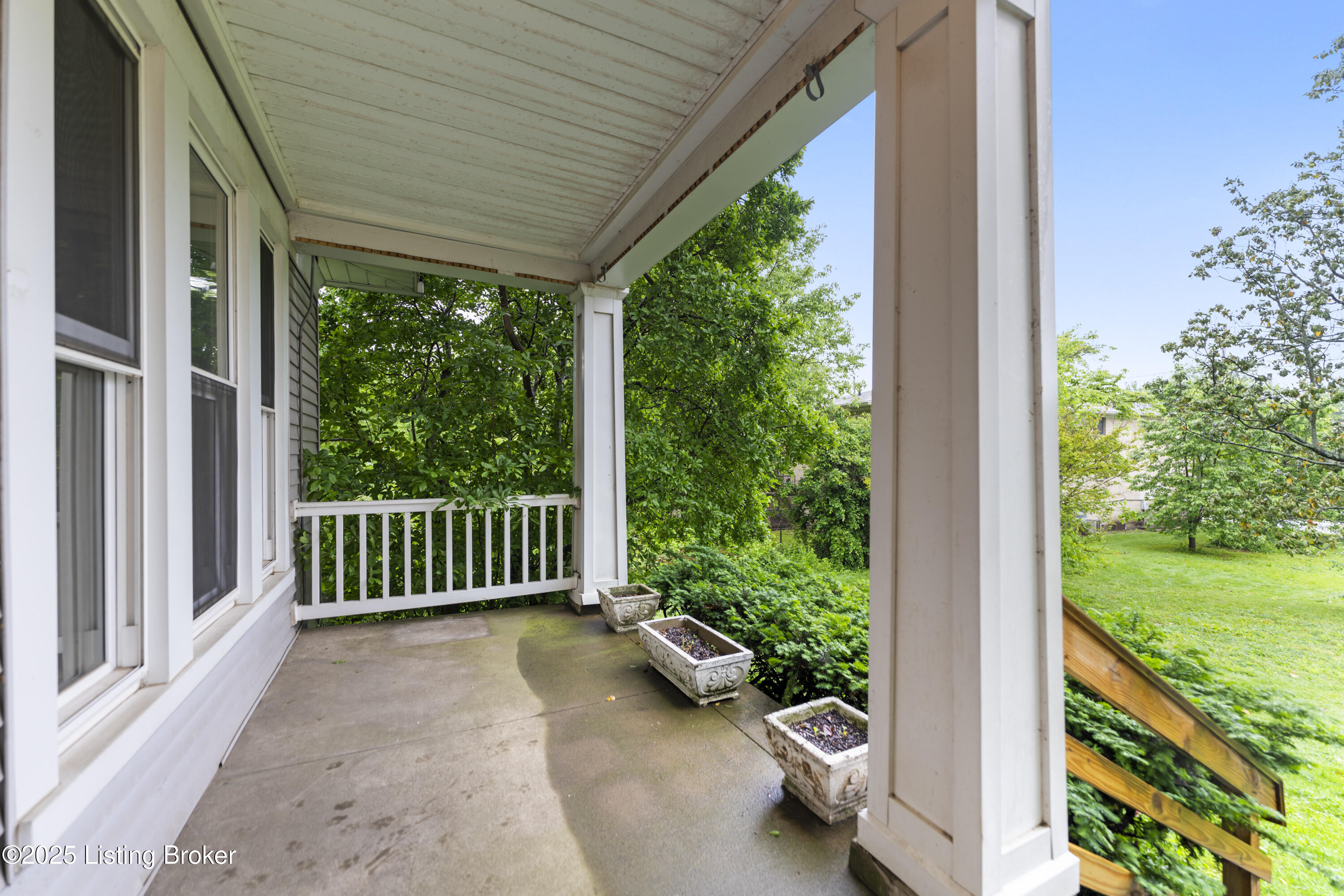 1412 Bluegrass Ave, Louisville, Kentucky image 5