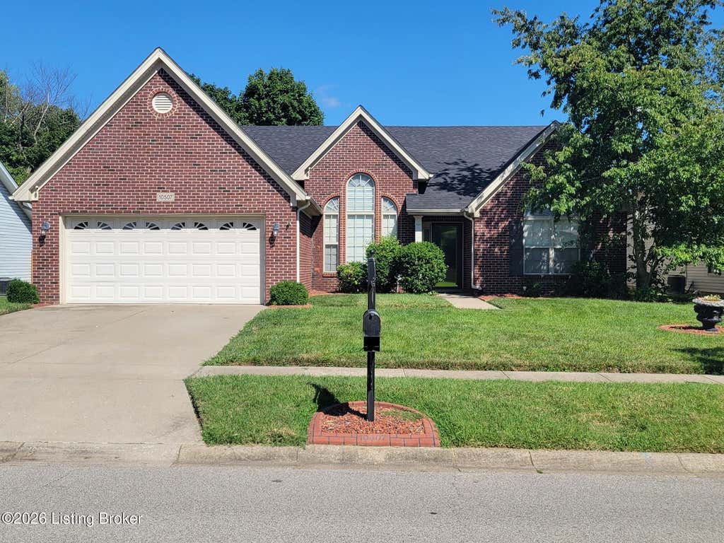 Photo of 10507 Waycross Ave, Louisville, KY 40229 (MLS # 1725143)