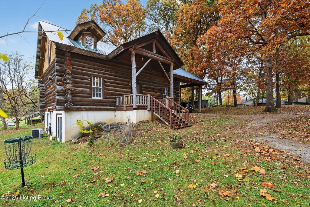 Photo of 6906 Clore Ln, Crestwood, KY 40014 (MLS # 1703559)