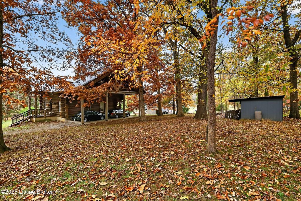 Photo of 6906 Clore Ln, Crestwood, KY 40014 (MLS # 1703559)