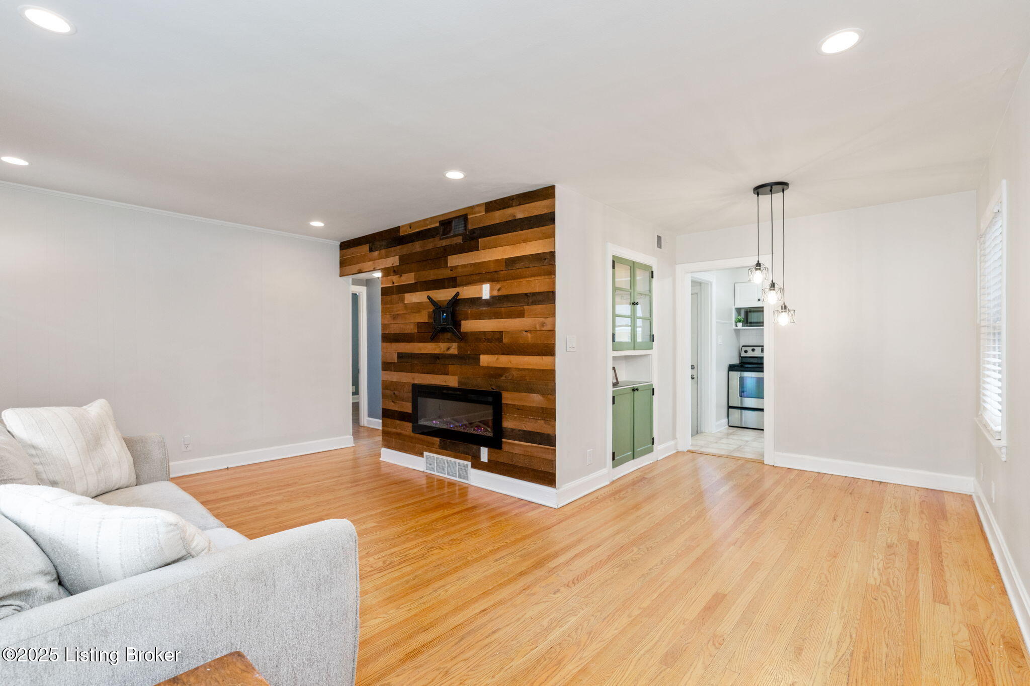157 N Ewing Ave, Louisville, Kentucky image 8