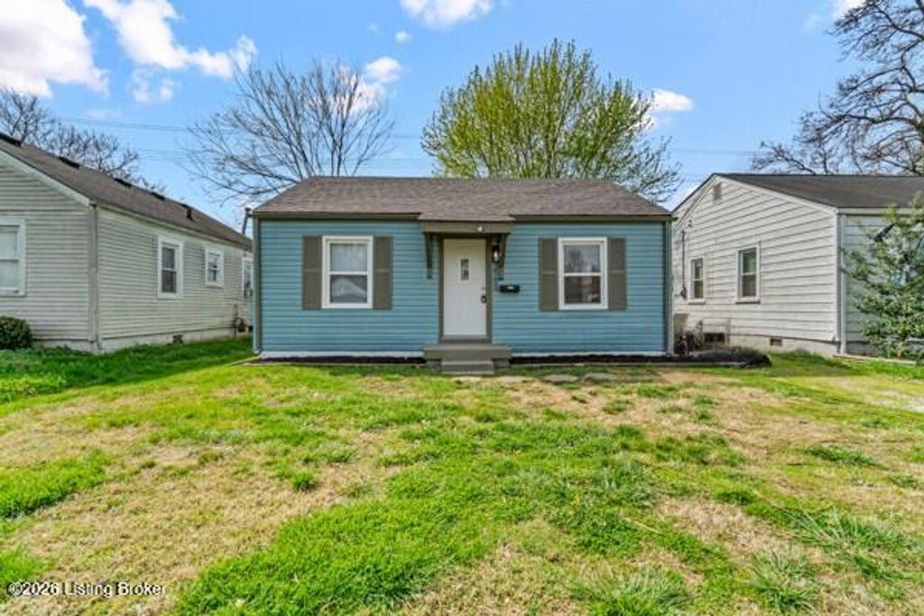 Photo of 2106 Ratcliffe Ave, Louisville, KY 40210 (MLS # 1713039)