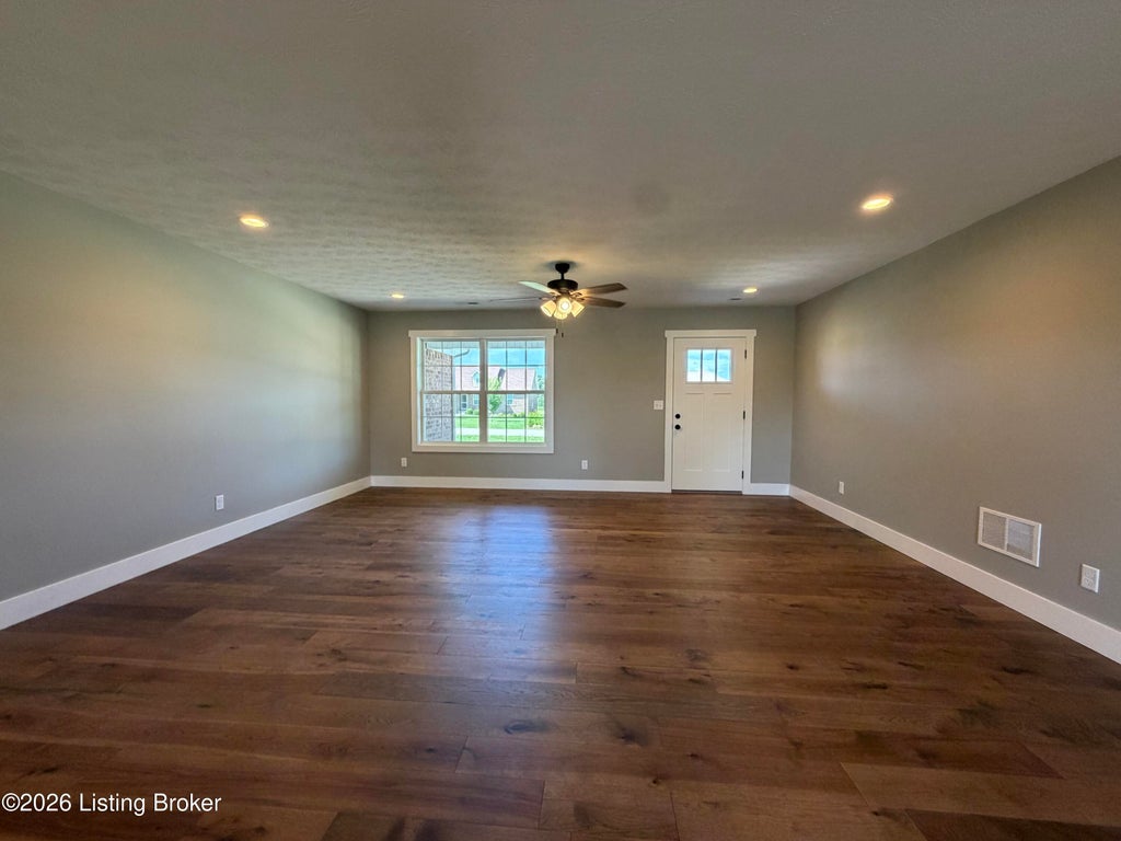 Photo of 118 Southfork Trail, Bardstown, KY 40004 (MLS # 1726549)