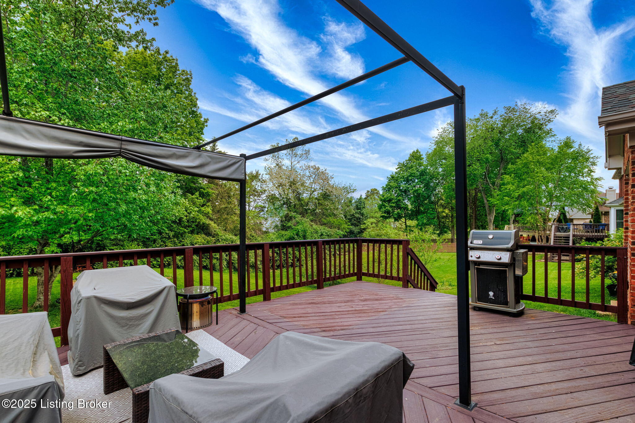 4020 Saratoga Woods Dr, Louisville, Pennsylvania image 2