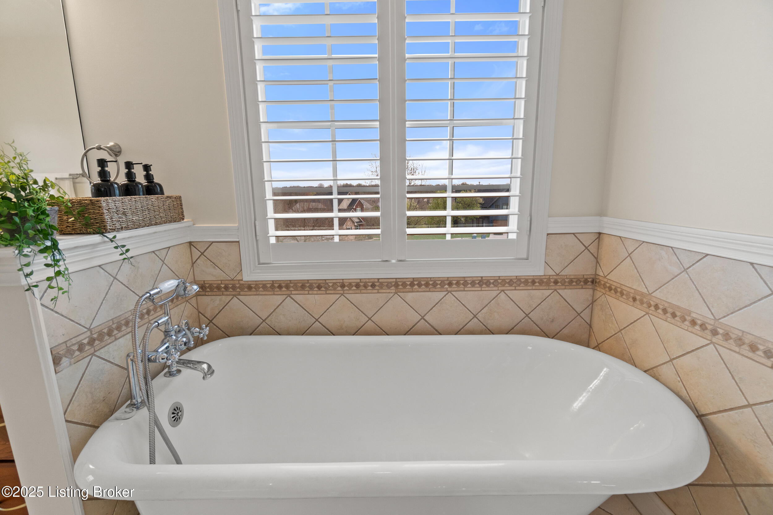 6601 Hypoint Ridge Rd, Crestwood, Kentucky image 32