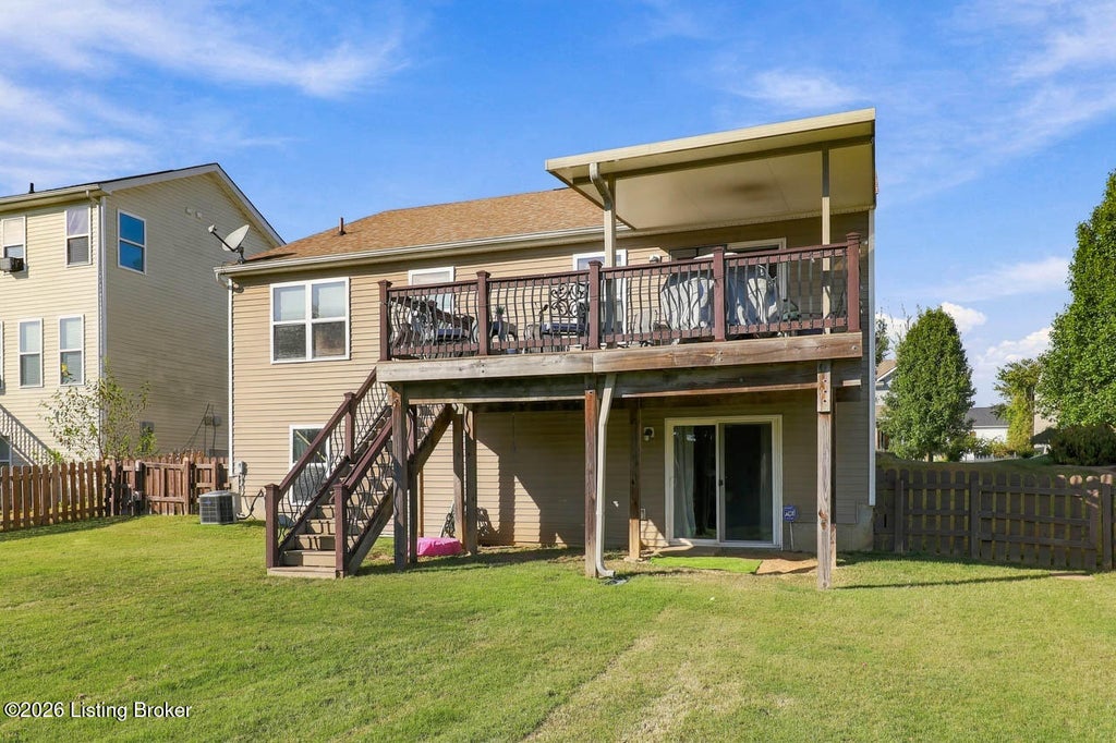 Photo of 10111 Hornbeam Blvd, Louisville, KY 40228 (MLS # 1731681)