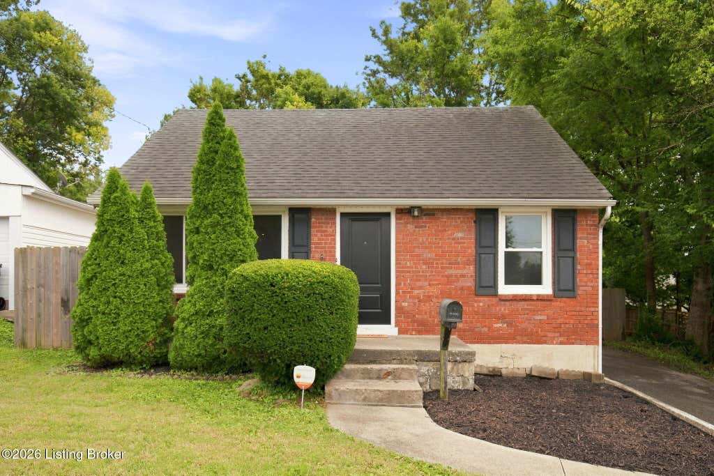 Photo of 1610 Grove Ave, Louisville, KY 40213 (MLS # 1726925)