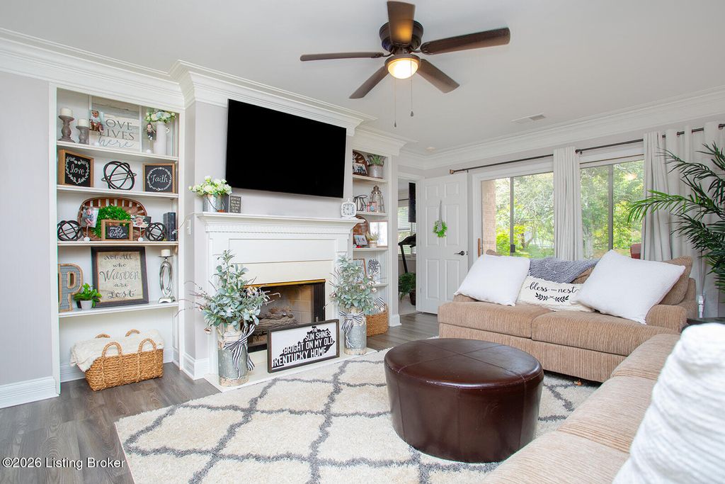 Photo of 3622 Hurstbourne Ridge Blvd, Louisville, KY 40299 (MLS # 1714846)