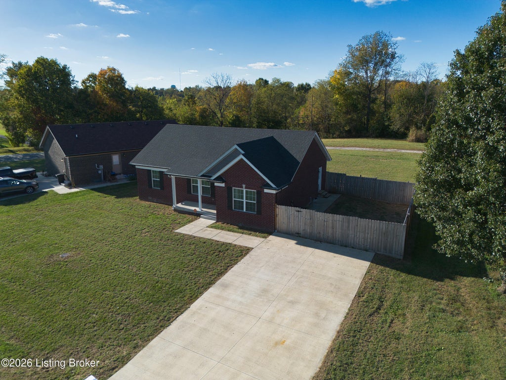 Photo of 100 Liberty Ln, Bardstown, KY 40004 (MLS # 1732249)
