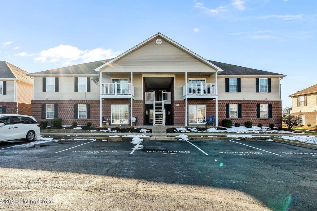 Photo of 169 Central Blvd #APT 39, Mt Washington, KY 40047 (MLS # 1709035)