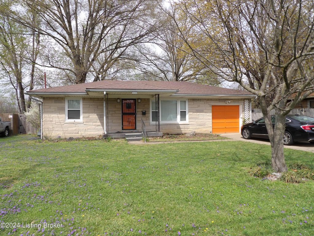 Photo of 5605 W Pages Ln, Louisville, KY 40258 (MLS # 1718403)
