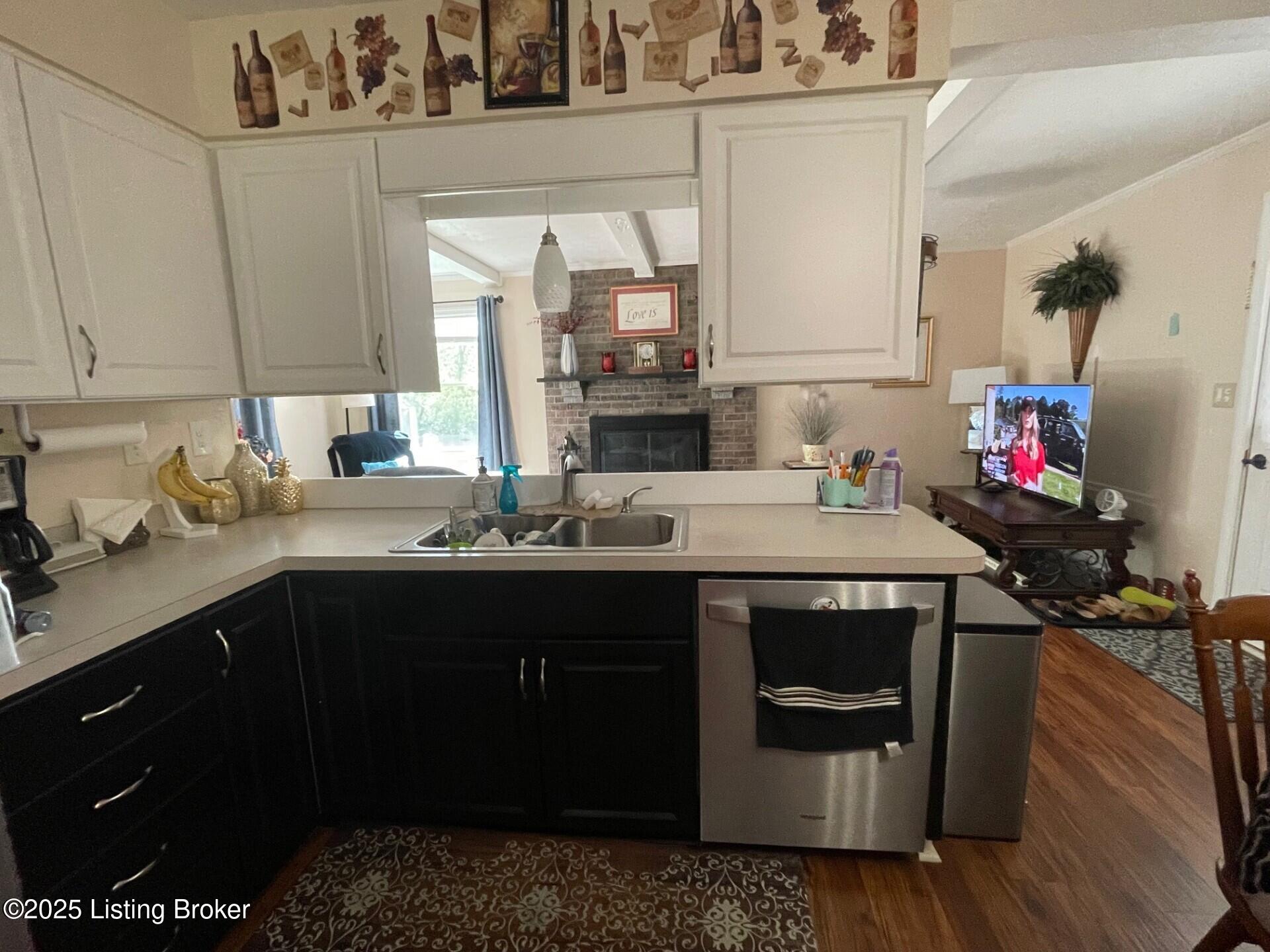 7102 Gorham Way, Louisville, Kentucky image 17