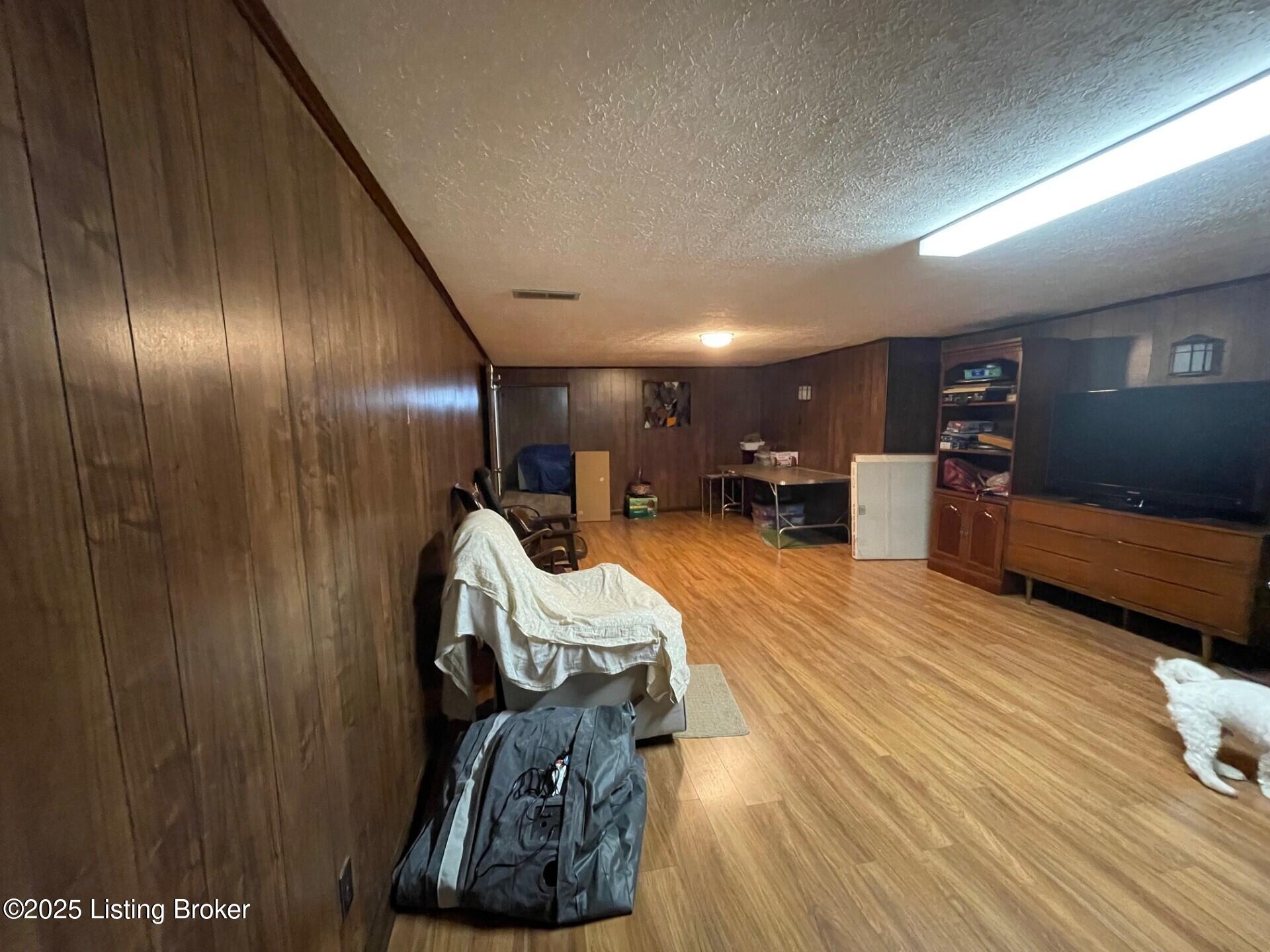 7102 Gorham Way, Louisville, Kentucky image 22