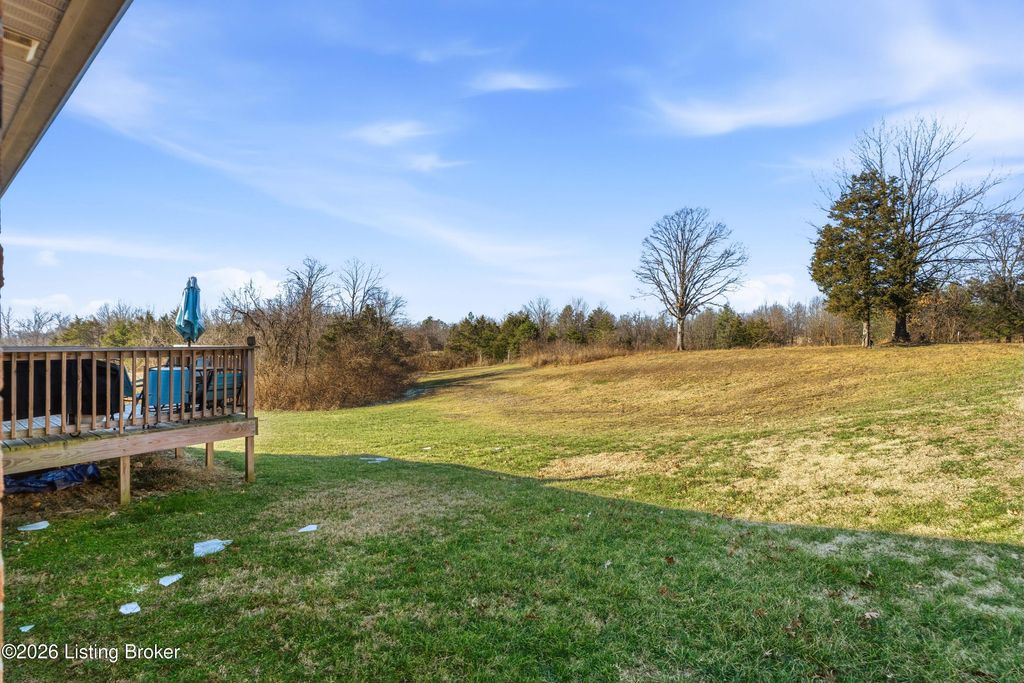 Photo of 107 Cumberland Ct, Bardstown, KY 40004 (MLS # 1708582)