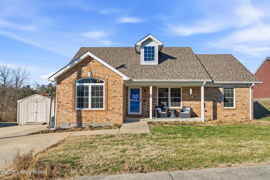 Photo of 107 Cumberland Ct, Bardstown, KY 40004 (MLS # 1708582)