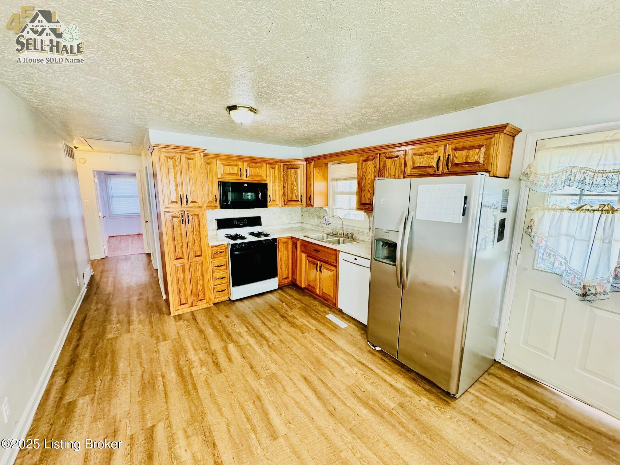 215 Rizer Ave, Springfield, Pennsylvania image 4