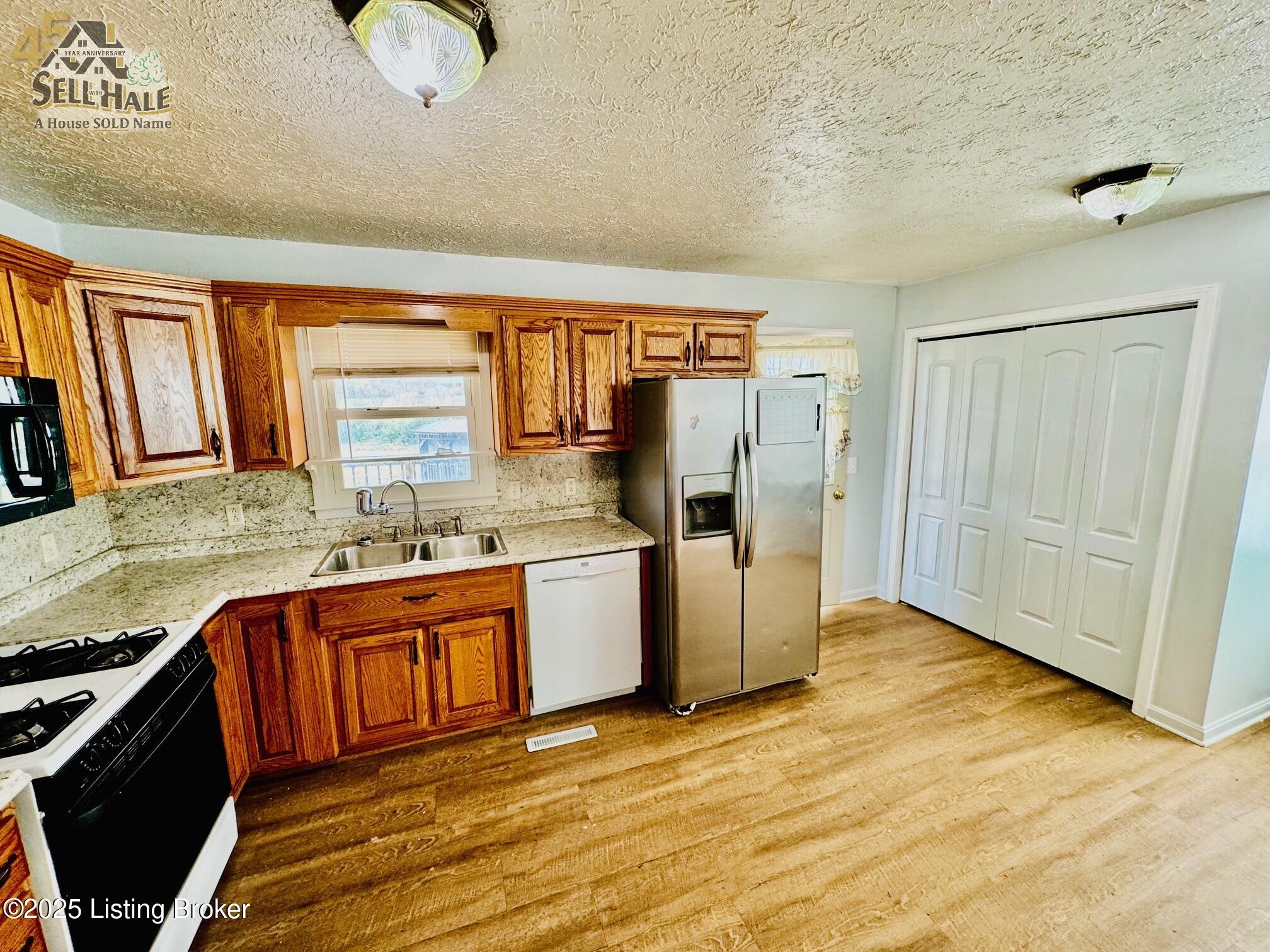 215 Rizer Ave, Springfield, Pennsylvania image 3