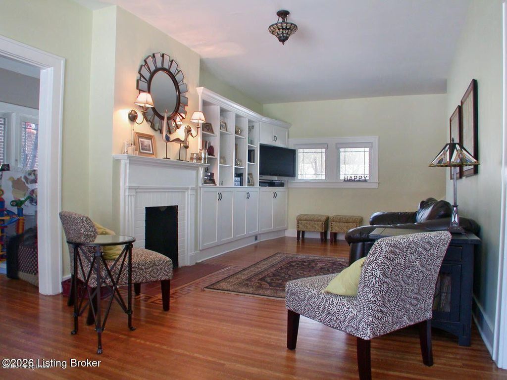 Photo of 2316 Carolina Ave, Louisville, KY 40205 (MLS # 1707867)