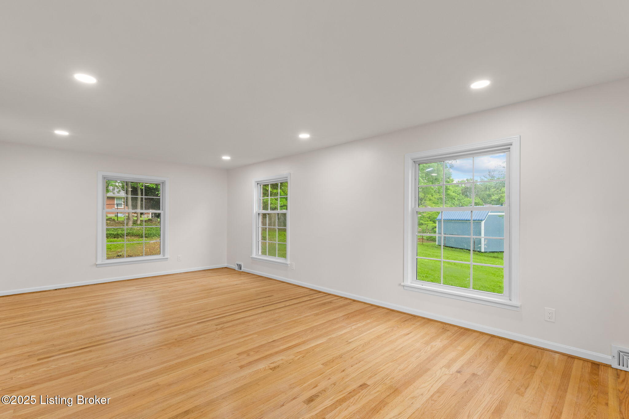10200 Hearthstone Ct, Louisville, Pennsylvania image 6