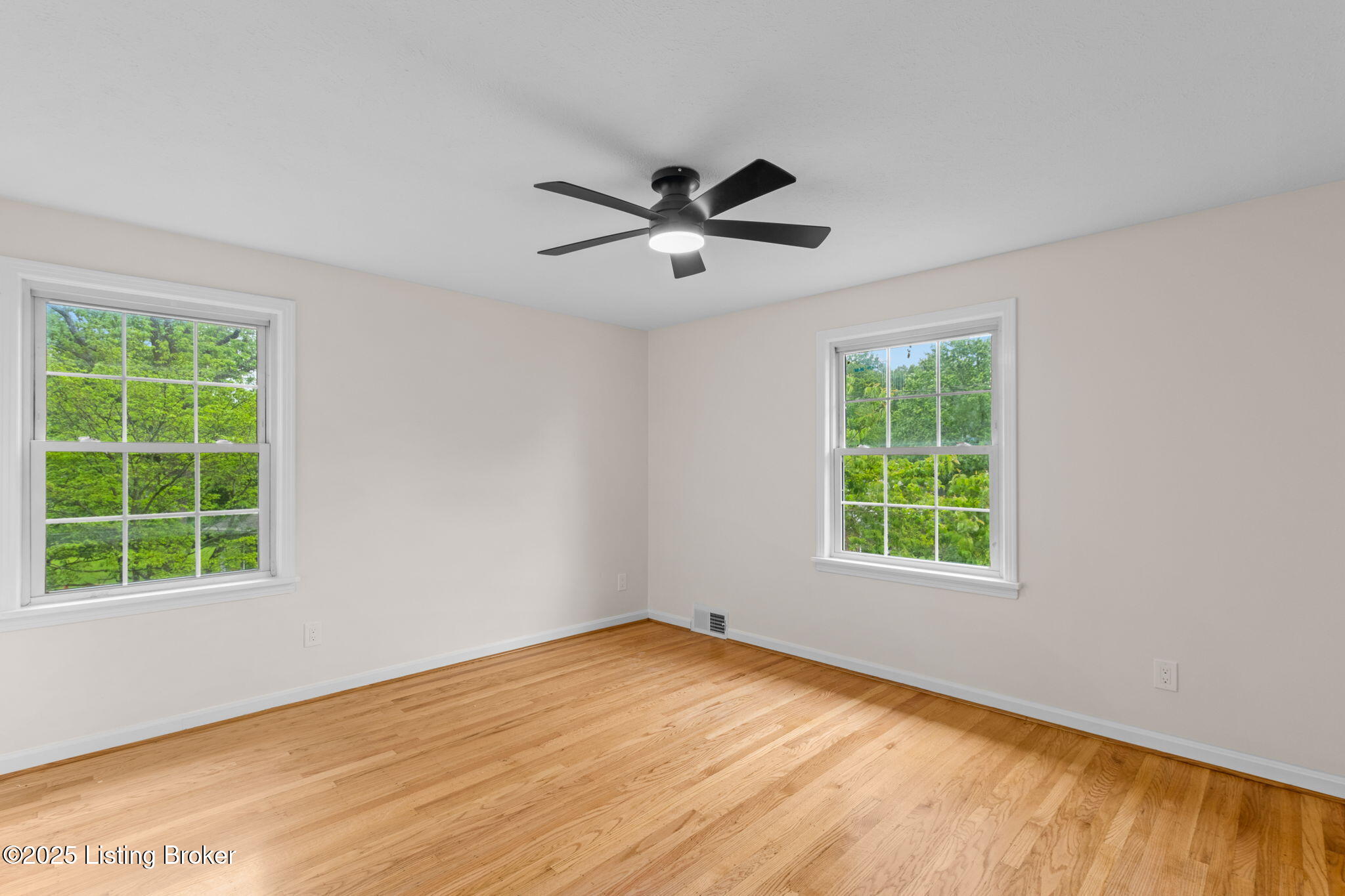 10200 Hearthstone Ct, Louisville, Pennsylvania image 34