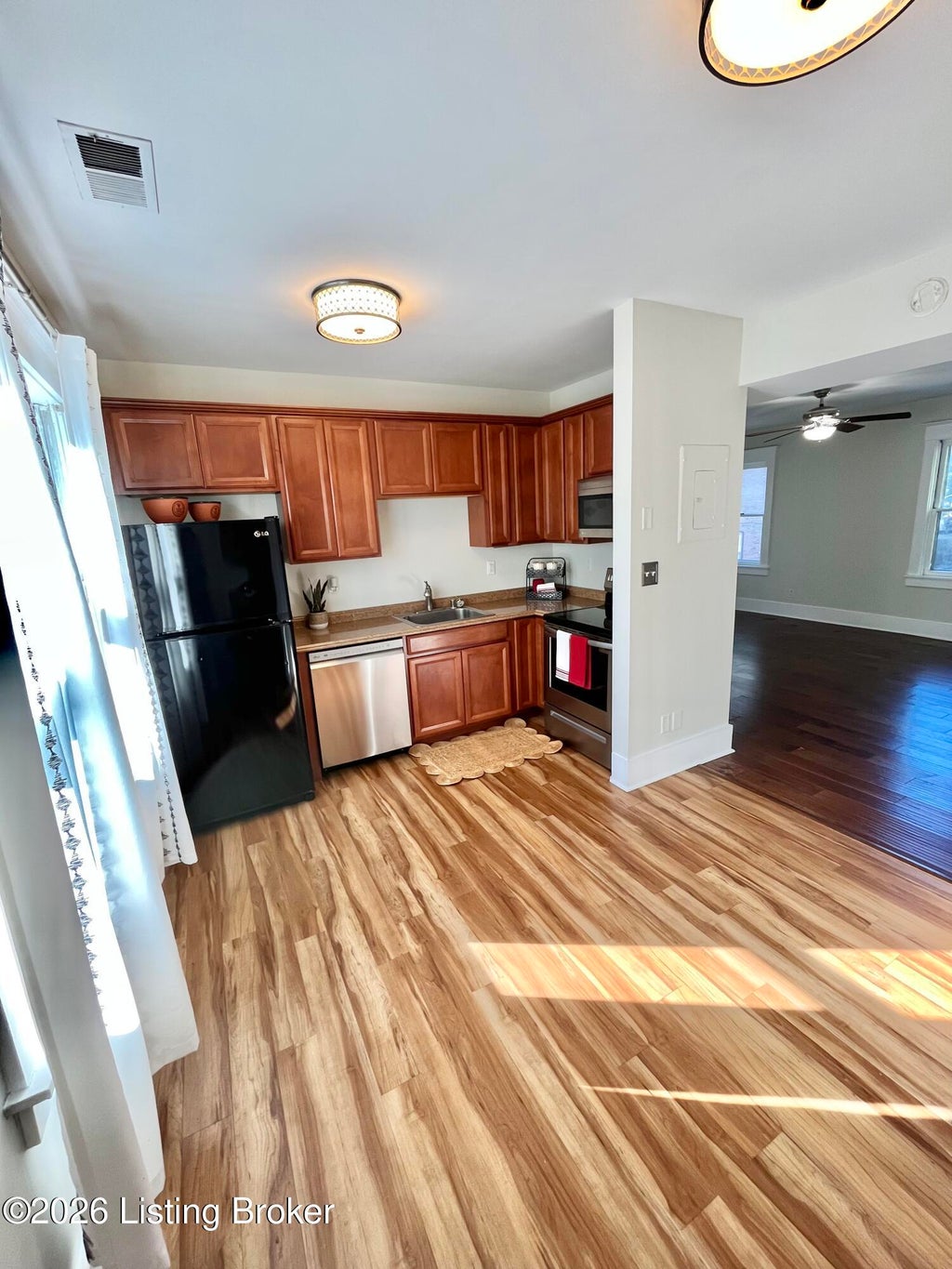 Photo of 1210 S Brook St #APT 3, Louisville, KY 40203 (MLS # 1732410)