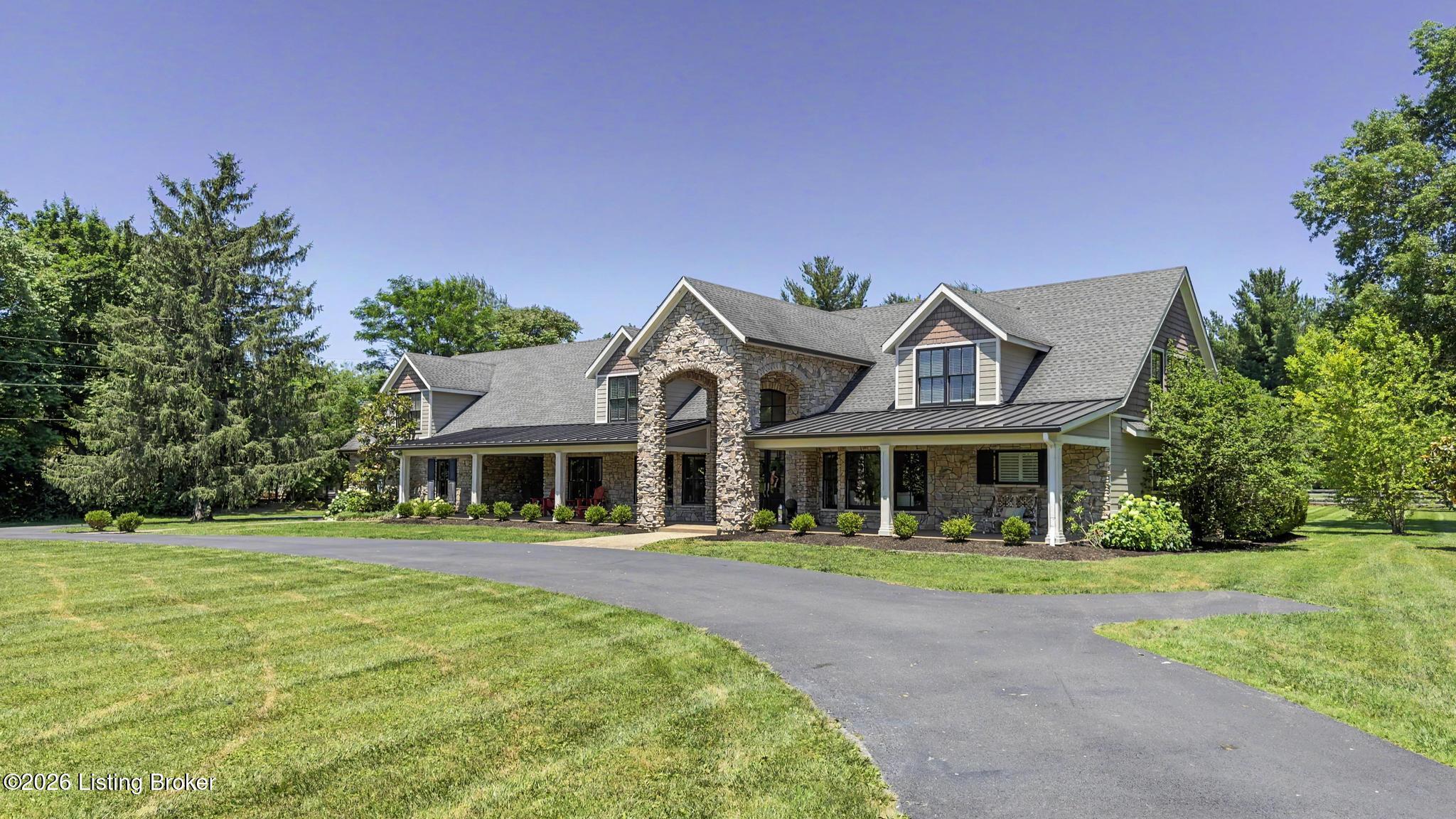 12407 Lucas Ln