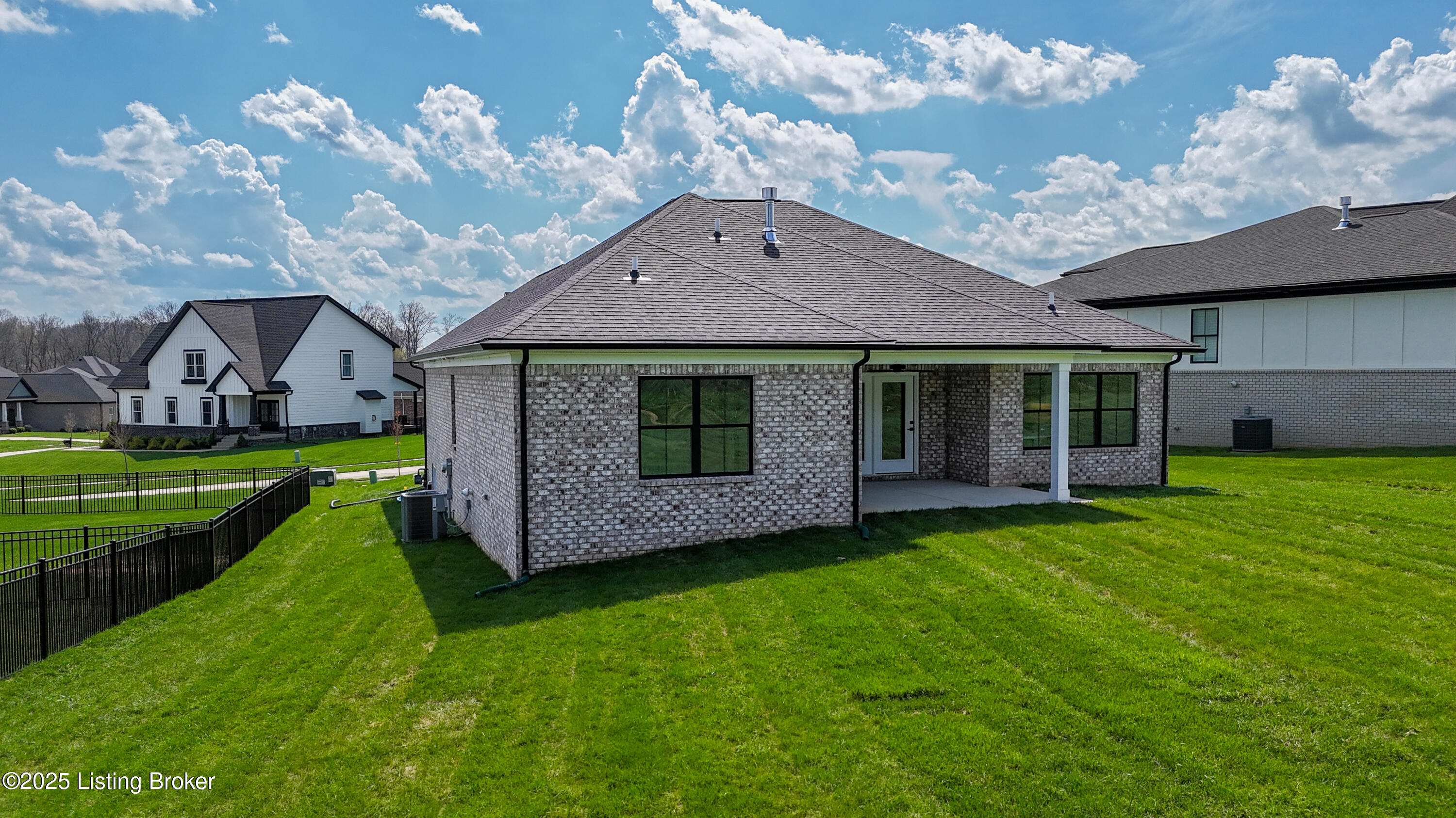 12134 Cypress Ridge Dr, Louisville, Kentucky image 46