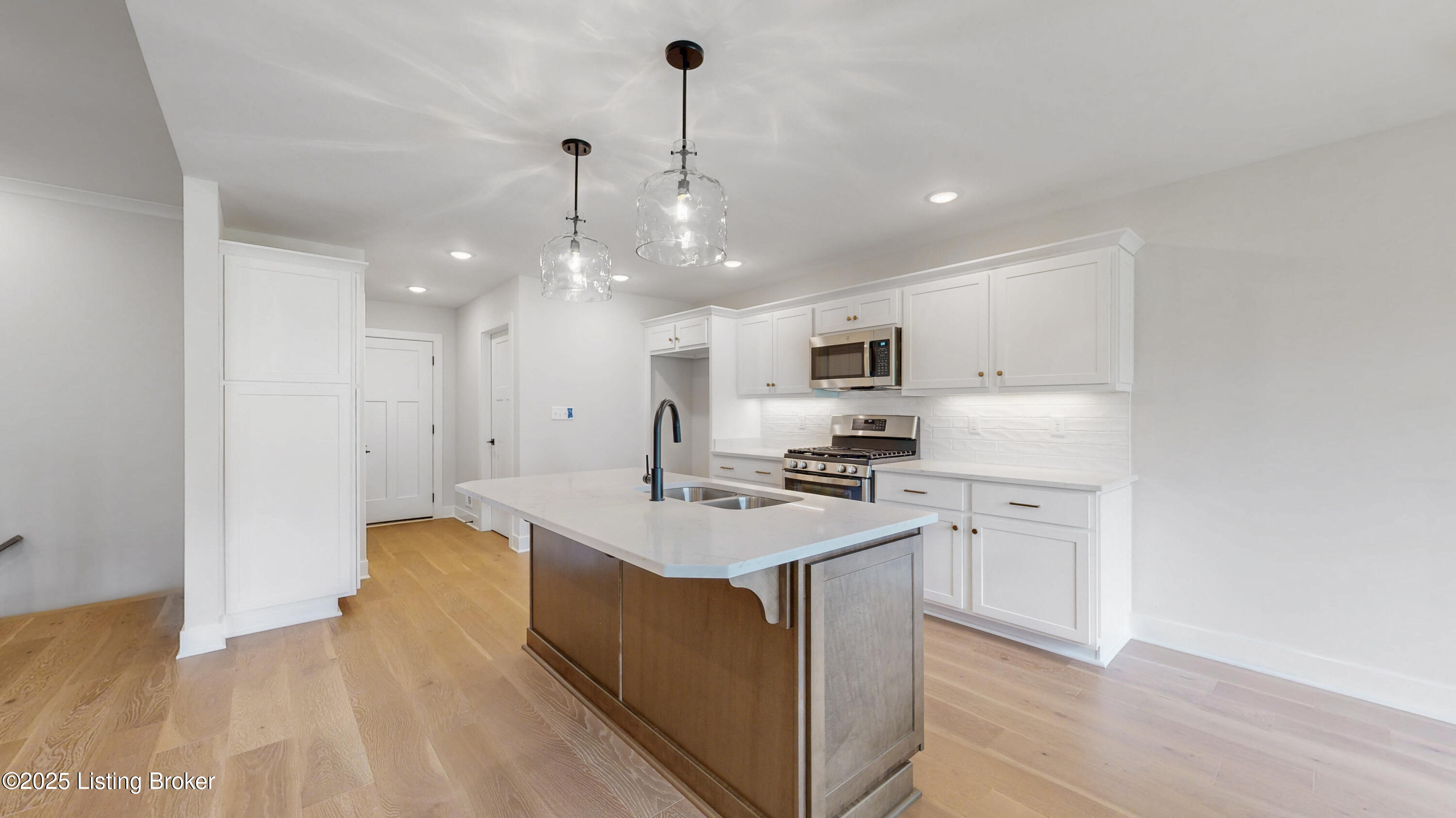 12134 Cypress Ridge Dr, Louisville, Kentucky image 16