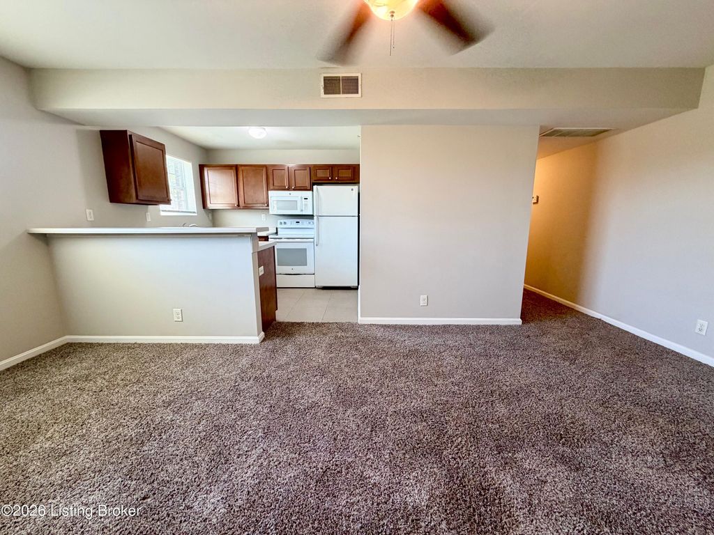 Photo of 3544 Brockton Ln #3, Louisville, KY 40220 (MLS # 1719182)
