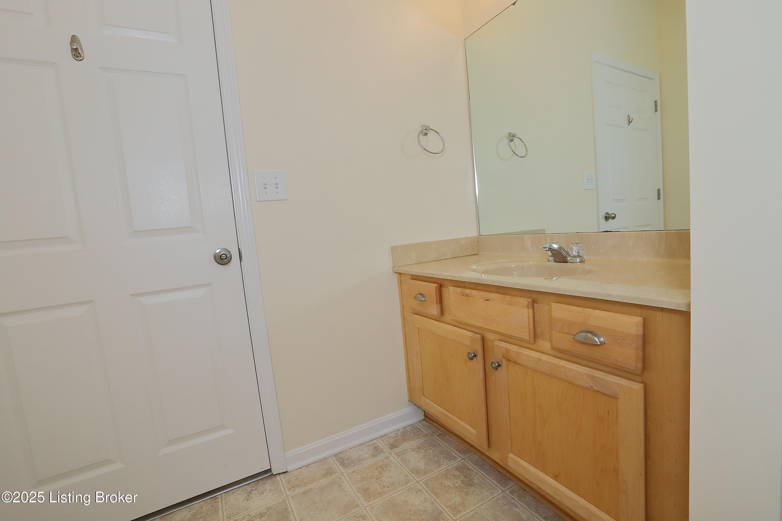 10202 Deer Vista Dr #103, Louisville, Kentucky image 20