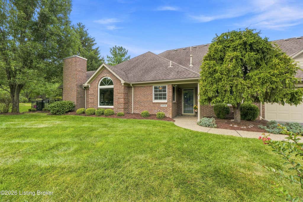 Photo of 9808 Abbeywood Village Way, Louisville, KY 40241 (MLS # 1726370)