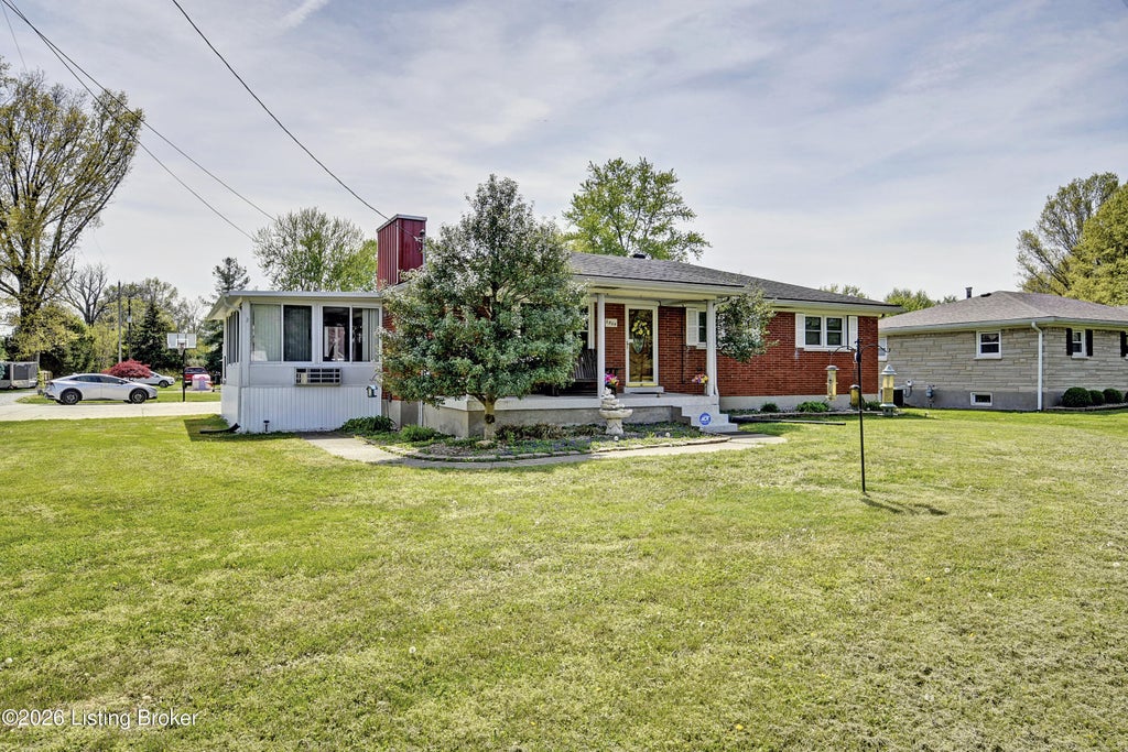 Photo of 6804 Greenwood Rd, Louisville, KY 40258 (MLS # 1728421)