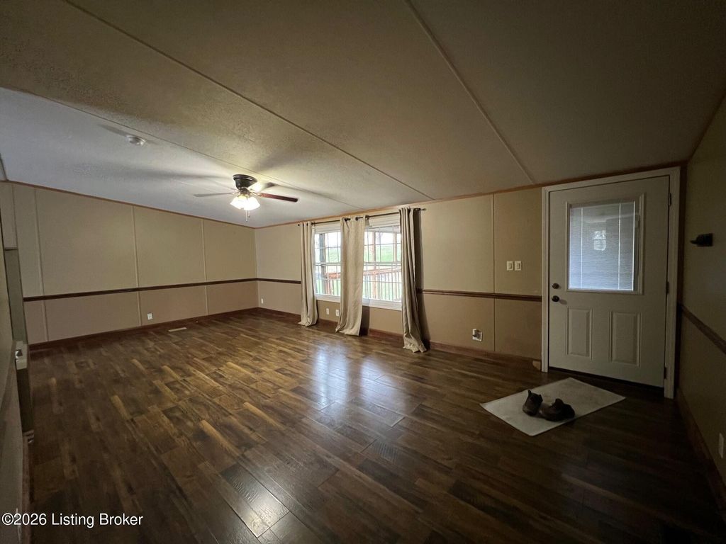 Photo of 166 Cherry Ln, Loretto, KY 40037 (MLS # 1711757)