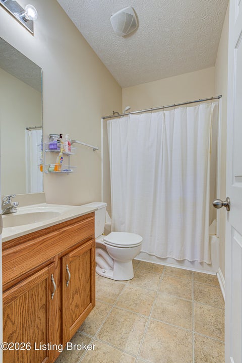 Tiny photo for 2105 Two Springs Dr, Shelbyville, KY 40065 (MLS # 1729718)