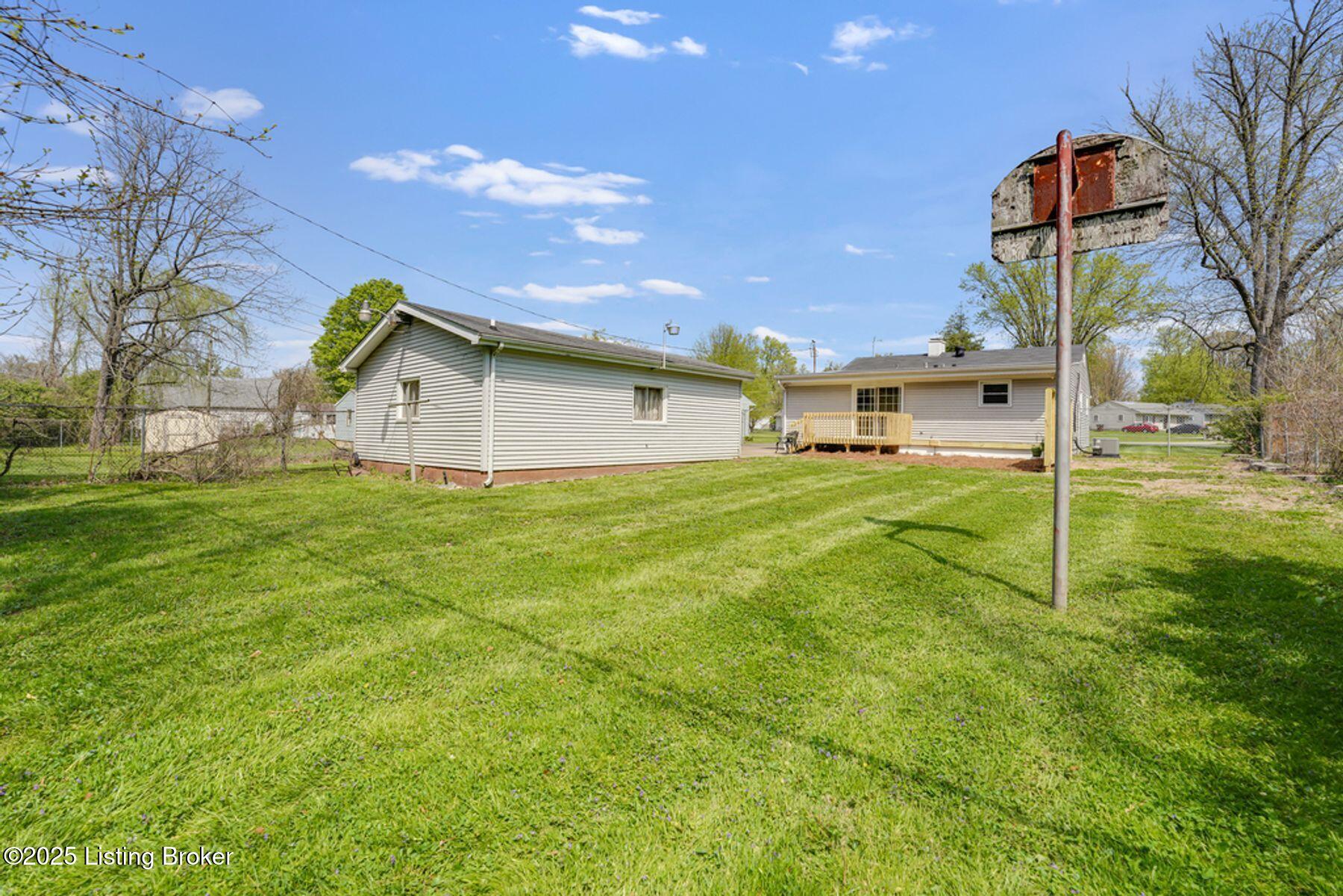 197 Granvil Dr, Louisville, Kentucky image 30