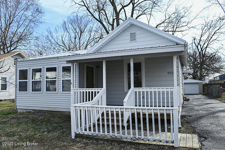 9215 Alexander Ave, Louisville, Pennsylvania image 1
