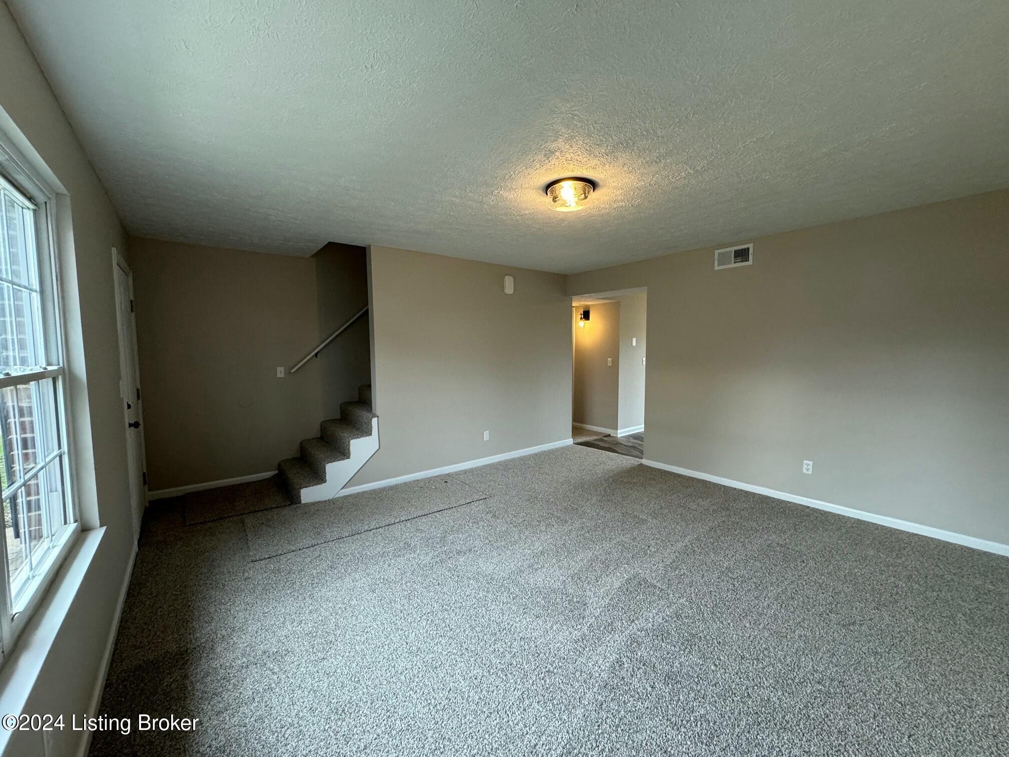 2626 Vonoa Dr, Radcliff, Kentucky image 3