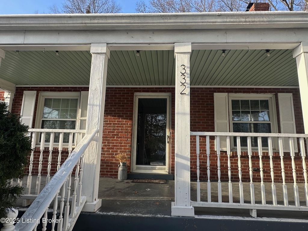 Photo of 332 E Esplanade Ave, Louisville, KY 40214 (MLS # 1705384)