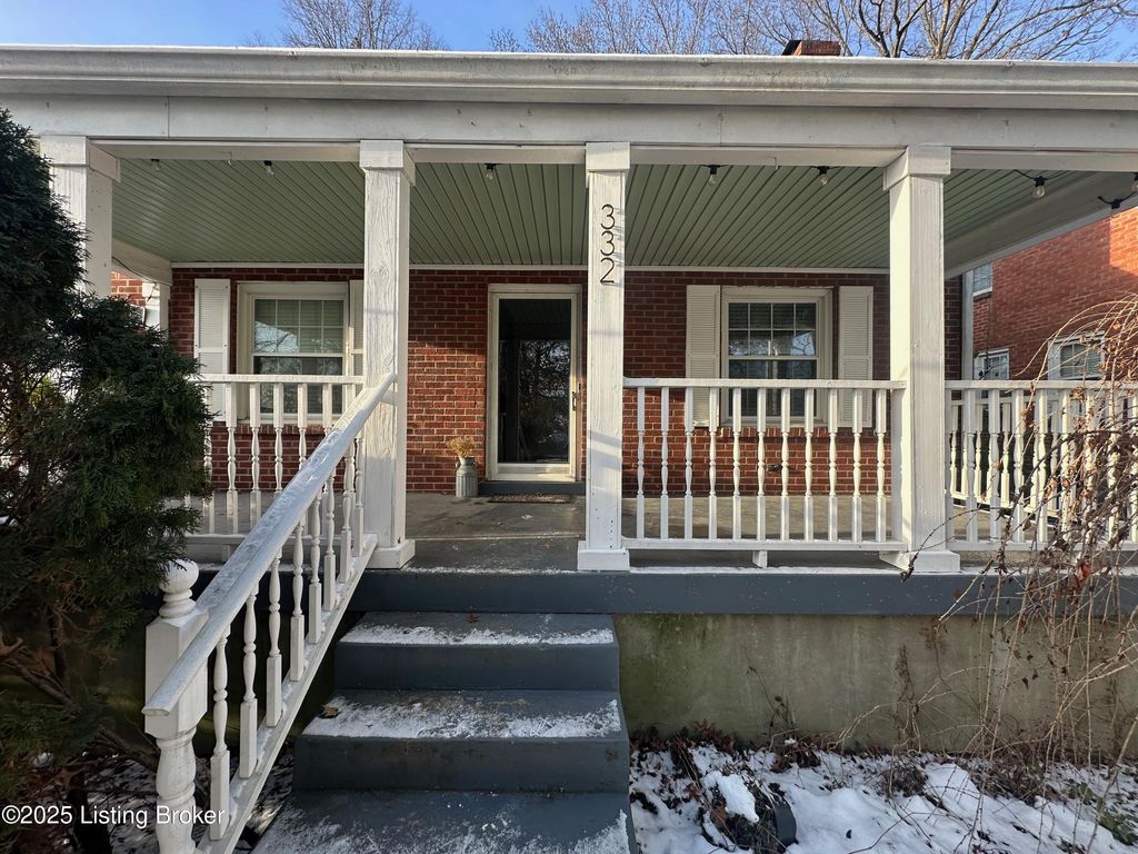 Photo of 332 E Esplanade Ave, Louisville, KY 40214 (MLS # 1705384)
