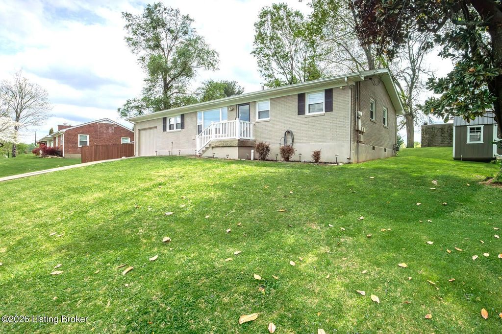 Photo of 5106 Bardstown Rd, Louisville, KY 40291 (MLS # 1714748)