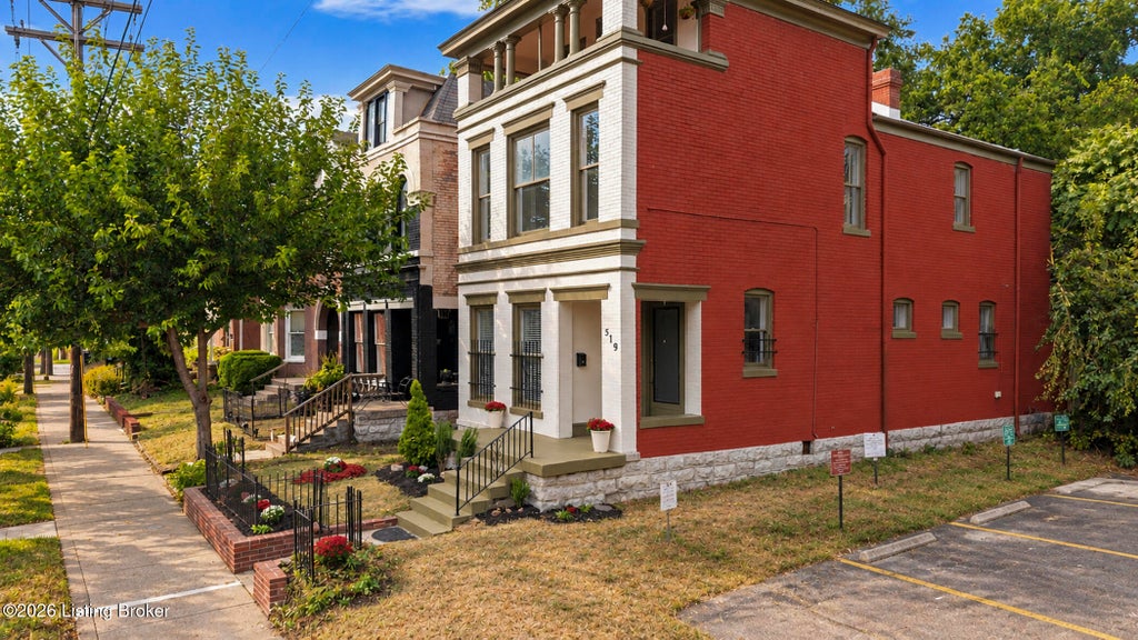 Photo of 519 W Hill St, Louisville, KY 40208 (MLS # 1730681)