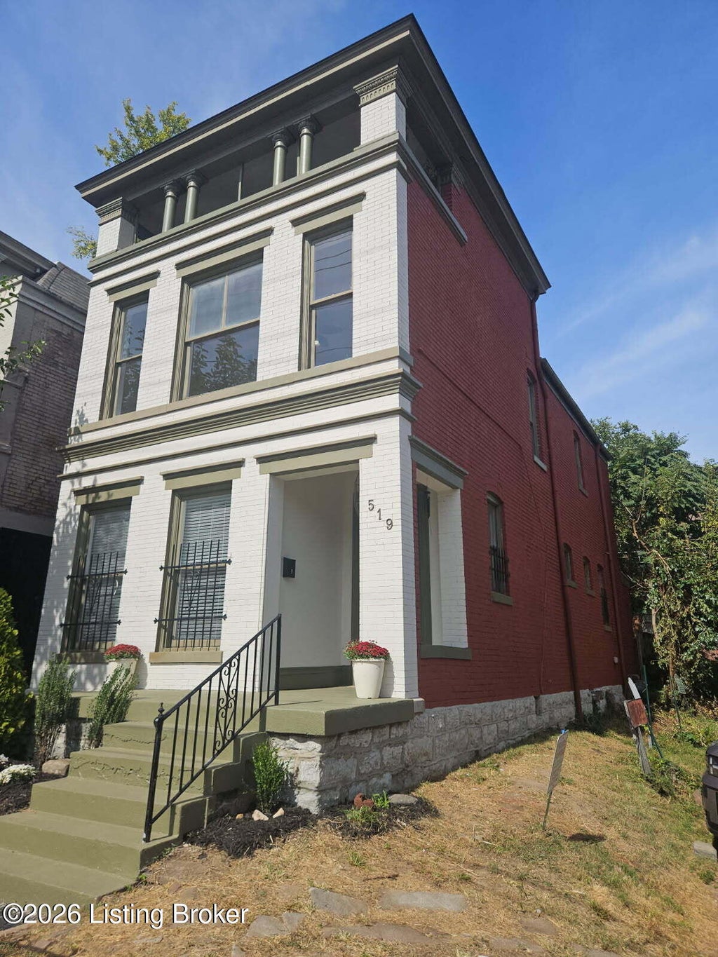Photo of 519 W Hill St, Louisville, KY 40208 (MLS # 1730681)