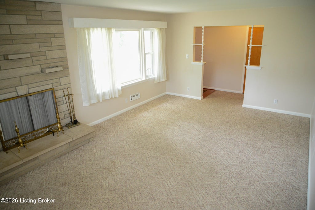 Photo of 1813 Wesley Ave, Louisville, KY 40220 (MLS # 1720968)