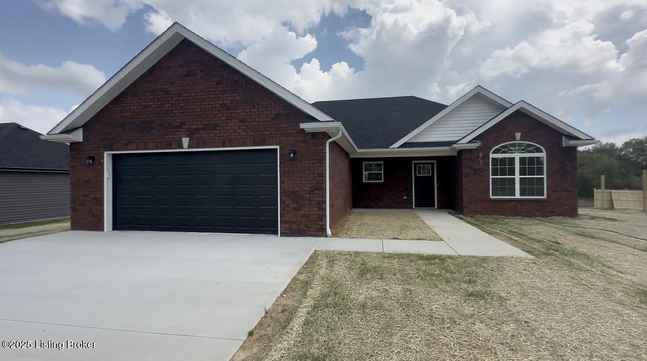 138 Magnolia Dr, Bardstown, Kentucky image 1