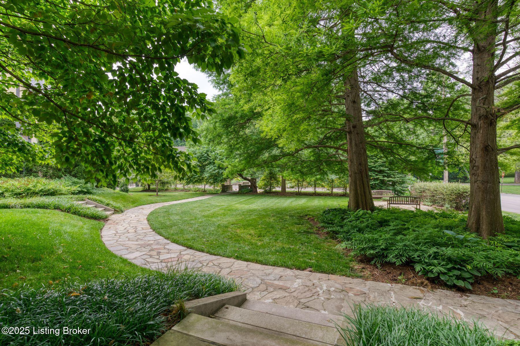 1801 Spring Dr #L, Louisville, Kentucky image 30