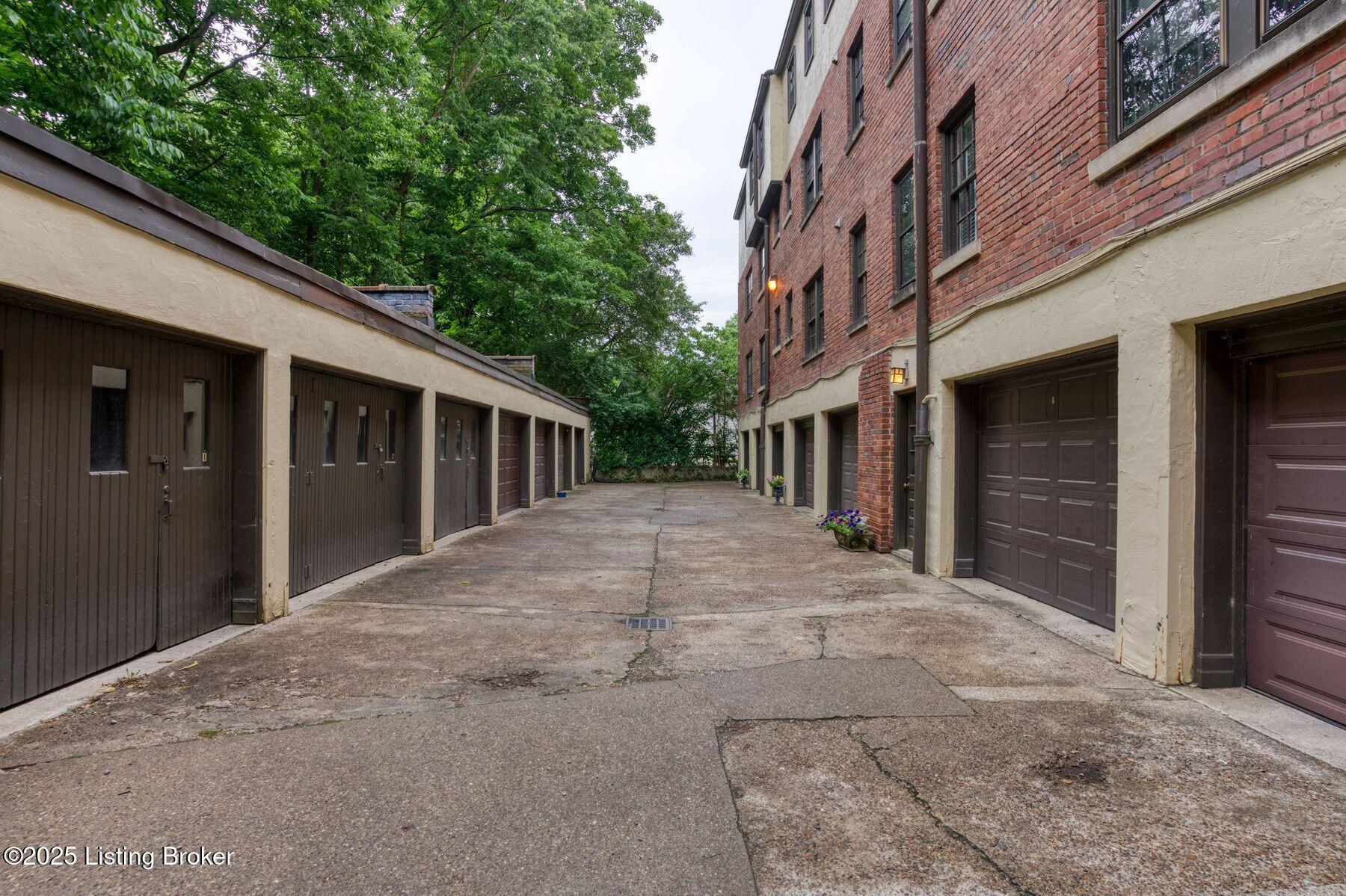 1801 Spring Dr #L, Louisville, Kentucky image 35